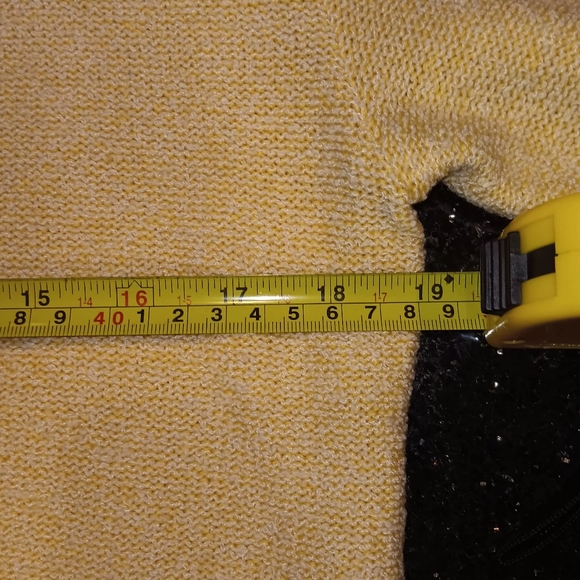 ST. JOHN Collection Vintage Knit button Cardigan Only! - Picture 9 of 15